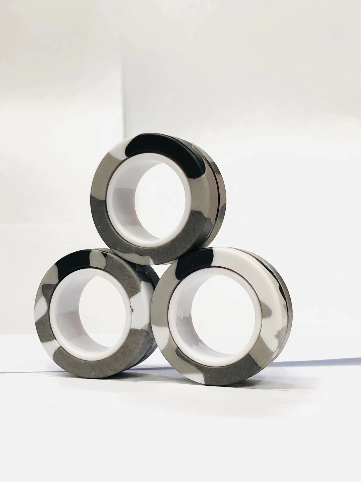 Magnetic Fidget Spinner Rings Set