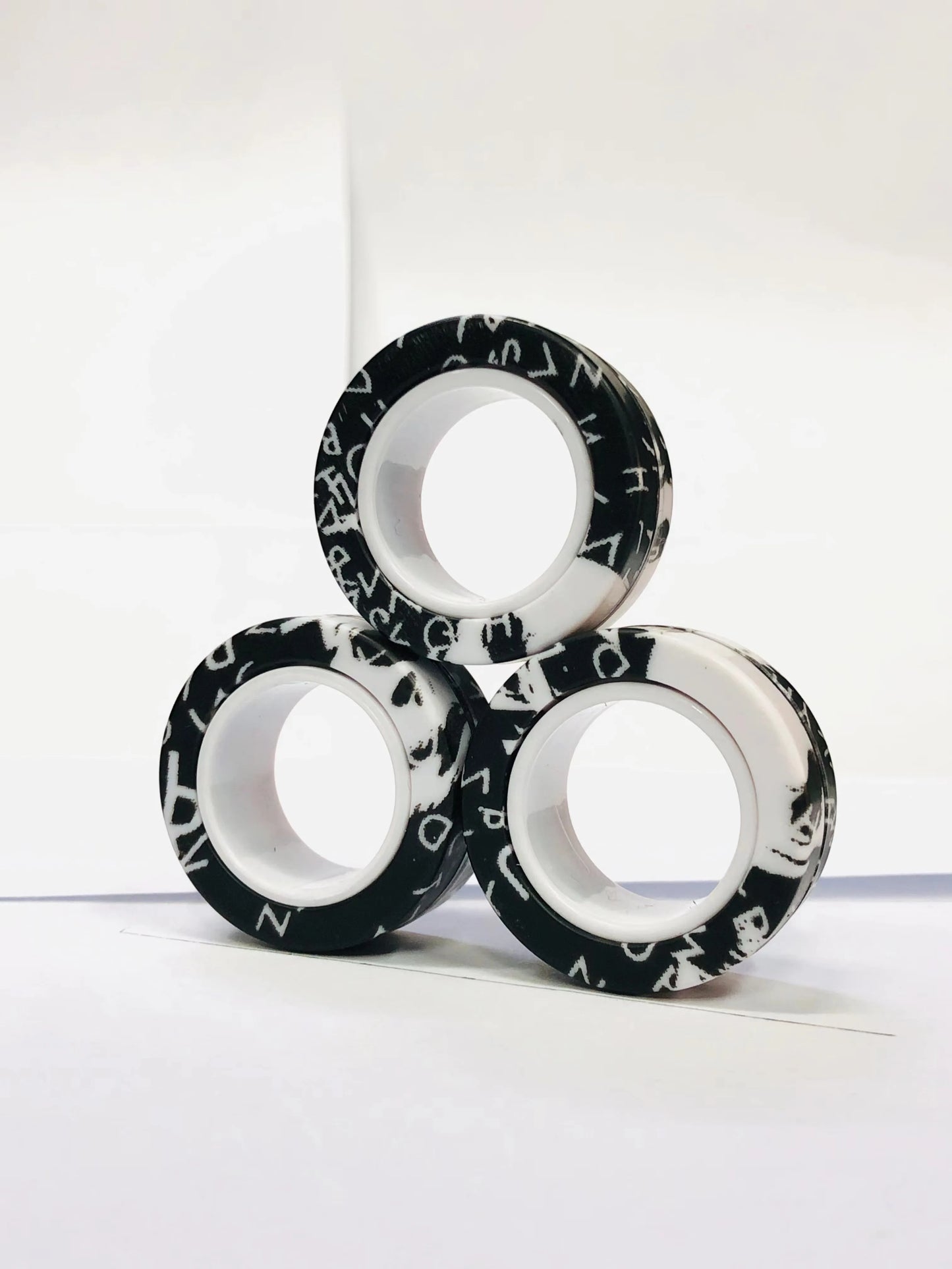 Magnetic Fidget Spinner Rings Set